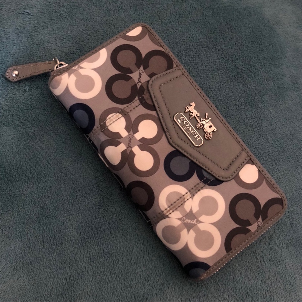 Authentic Coach Wallet